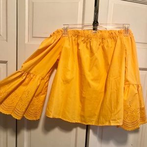 ☀️✨Yellow bell-sleeved off the shoulder blouse